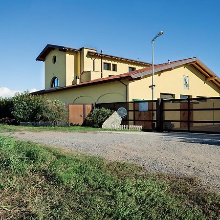 Agriturismo Camisi Qh Cambiago Eksteriør billede