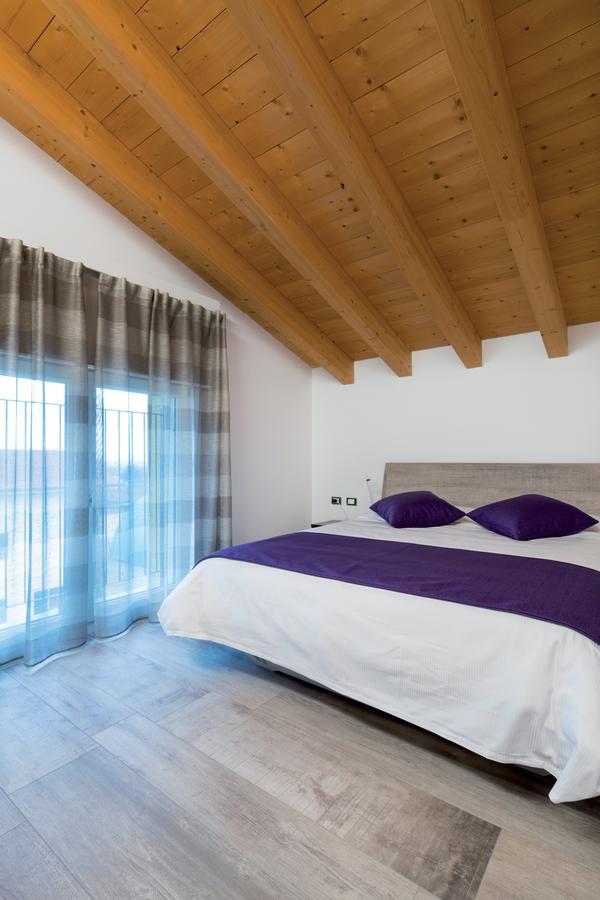 Agriturismo Camisi Qh Cambiago Eksteriør billede