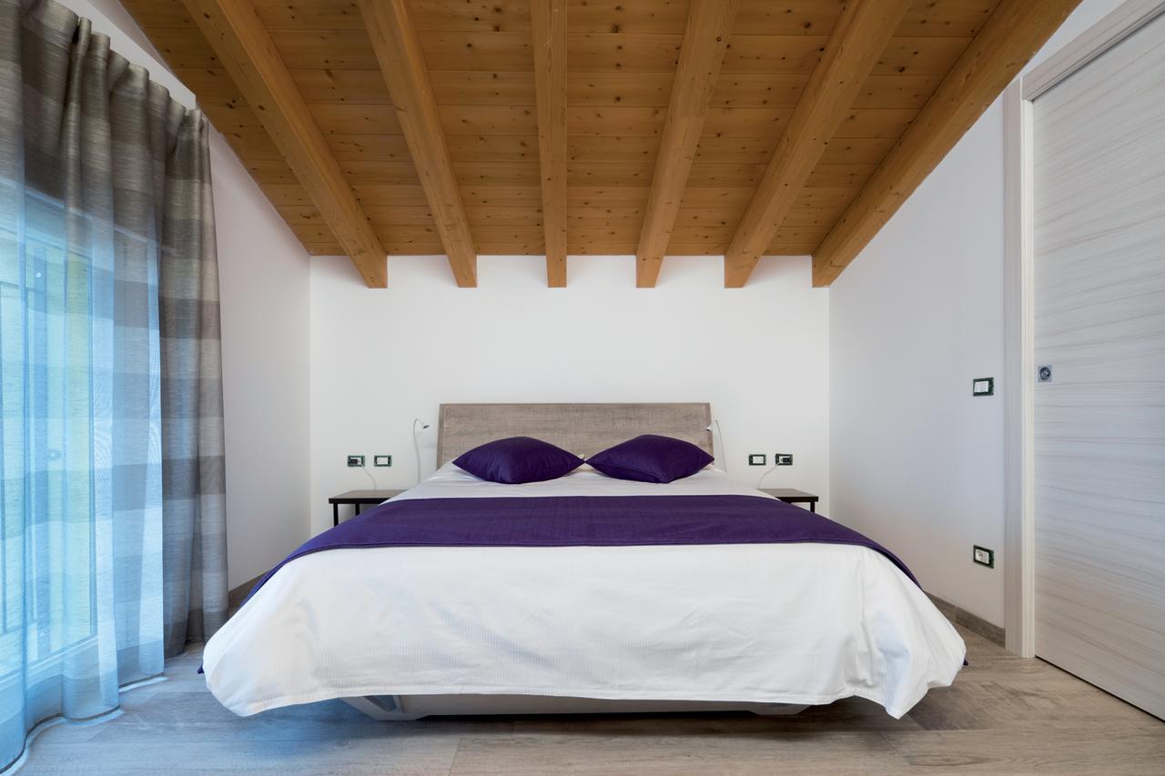 Agriturismo Camisi Qh Cambiago Eksteriør billede